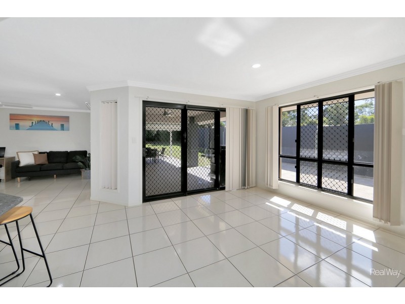 10 Sutherland Road, Branyan QLD 4670