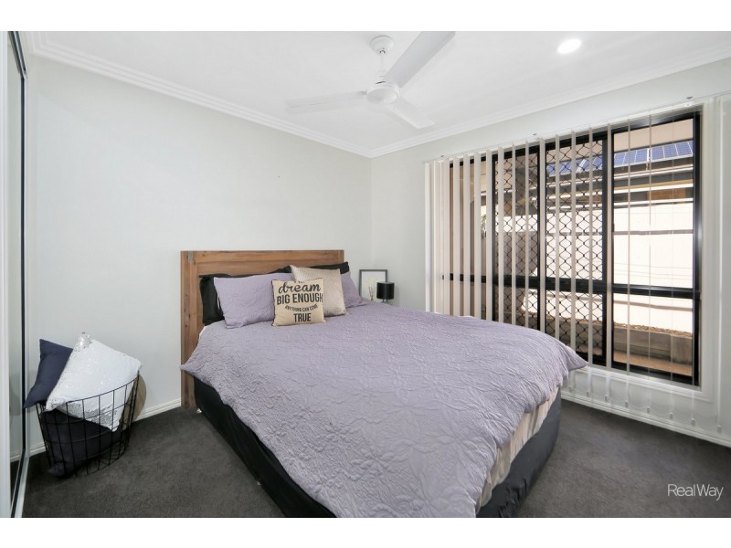 10 Sutherland Road, Branyan QLD 4670