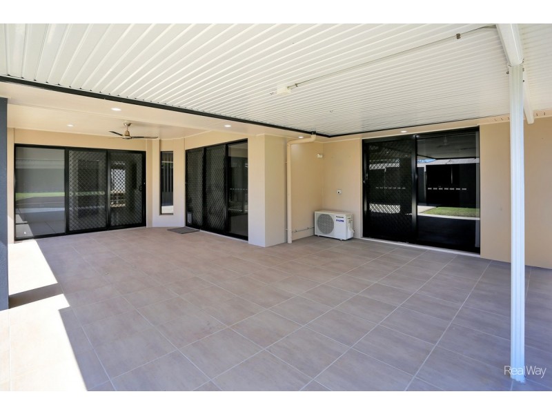 10 Sutherland Road, Branyan QLD 4670