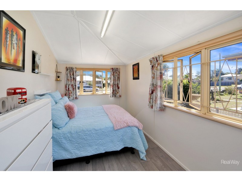 42 Lamb Street, Walkervale QLD 4670