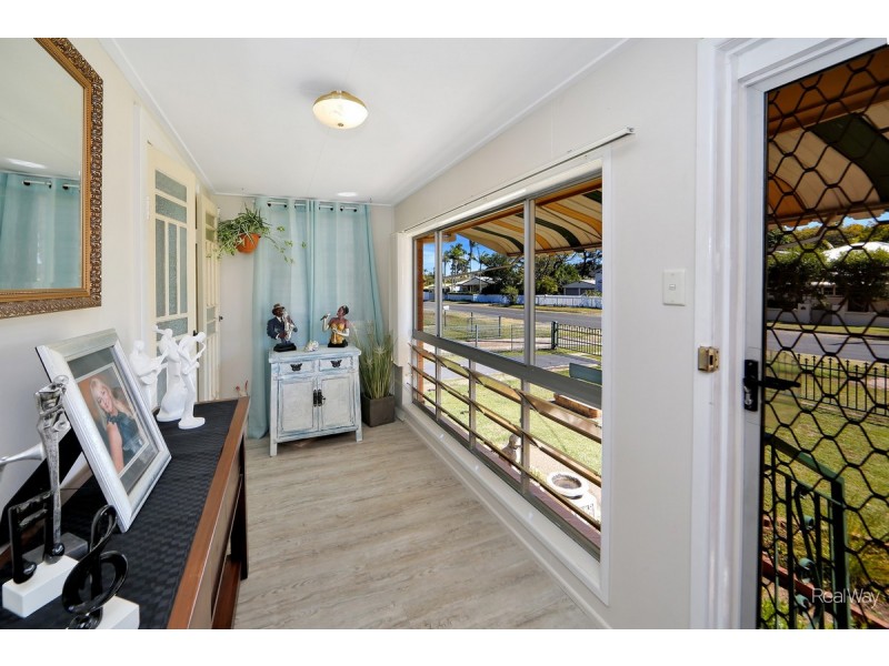 42 Lamb Street, Walkervale QLD 4670