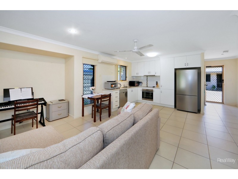 3/68 Anderson Street, Avenell Heights QLD 4670