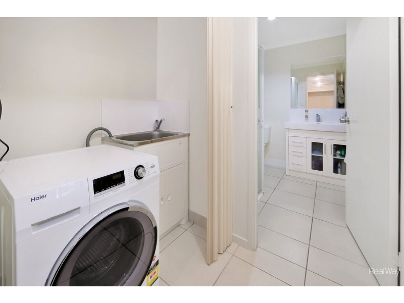 3/68 Anderson Street, Avenell Heights QLD 4670