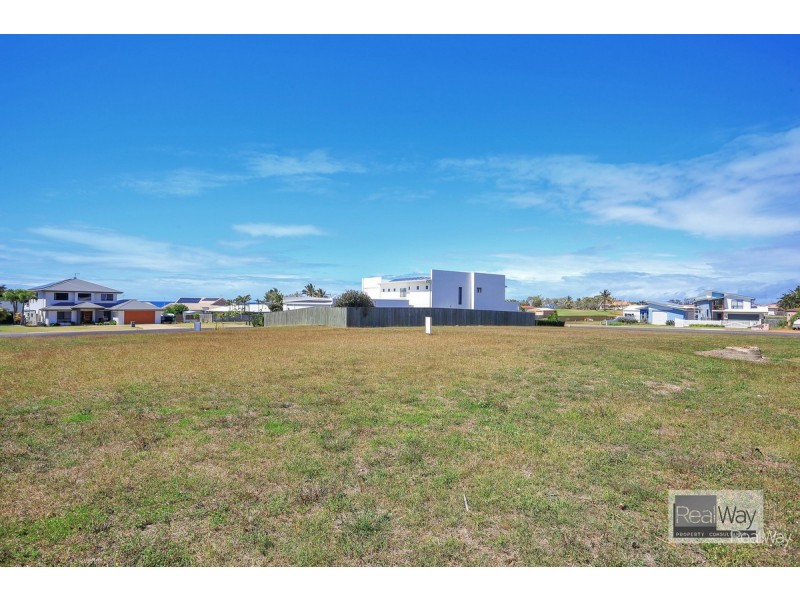 2 Admiralty Place, Coral Cove QLD 4670