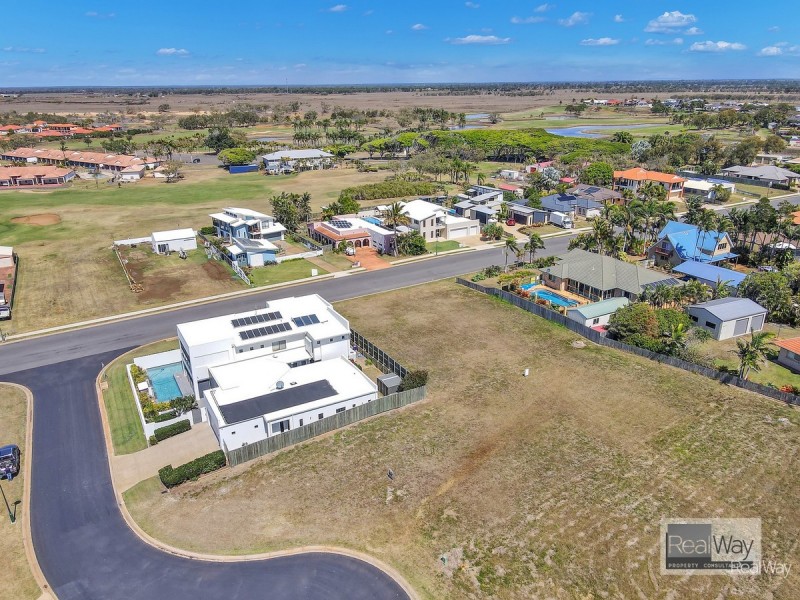 2 Admiralty Place, Coral Cove QLD 4670
