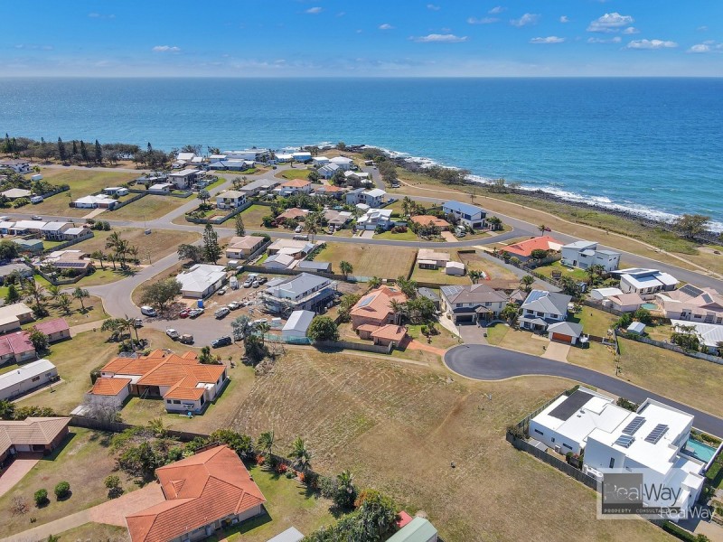 2 Admiralty Place, Coral Cove QLD 4670