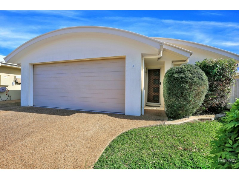 7/179 Bargara Road, Kalkie QLD 4670