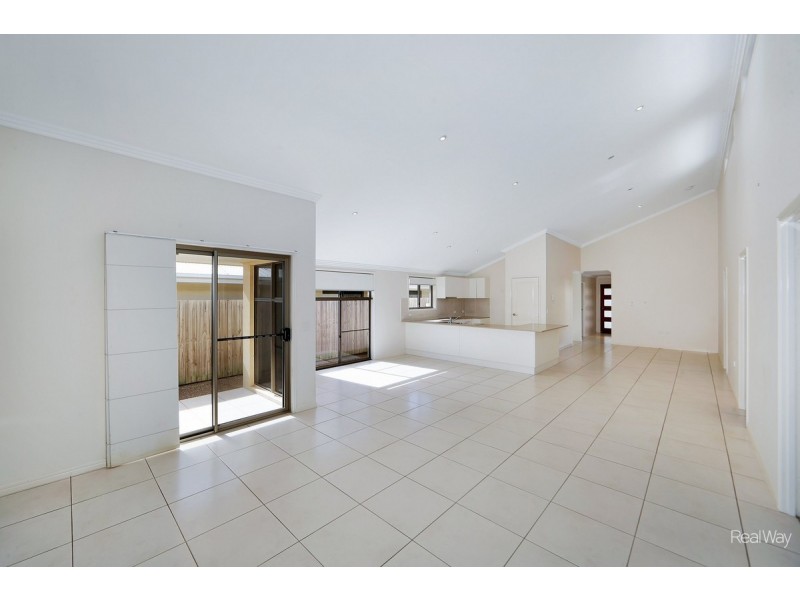 7/179 Bargara Road, Kalkie QLD 4670