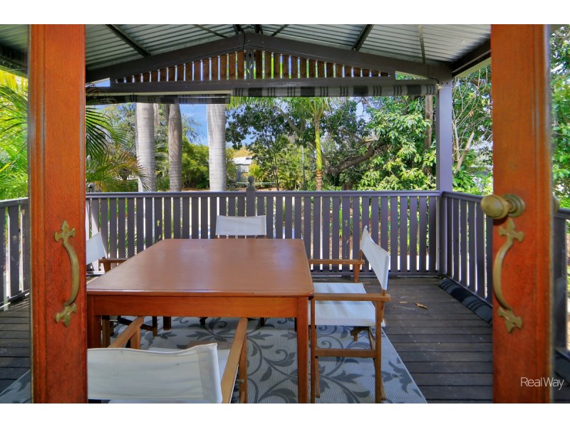 140 Walker Street, Svensson Heights QLD 4670