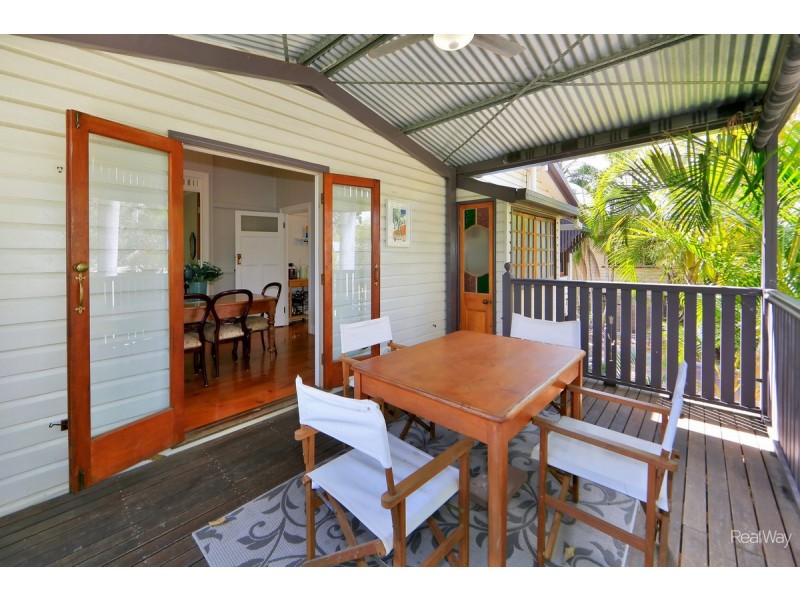 140 Walker Street, Svensson Heights QLD 4670