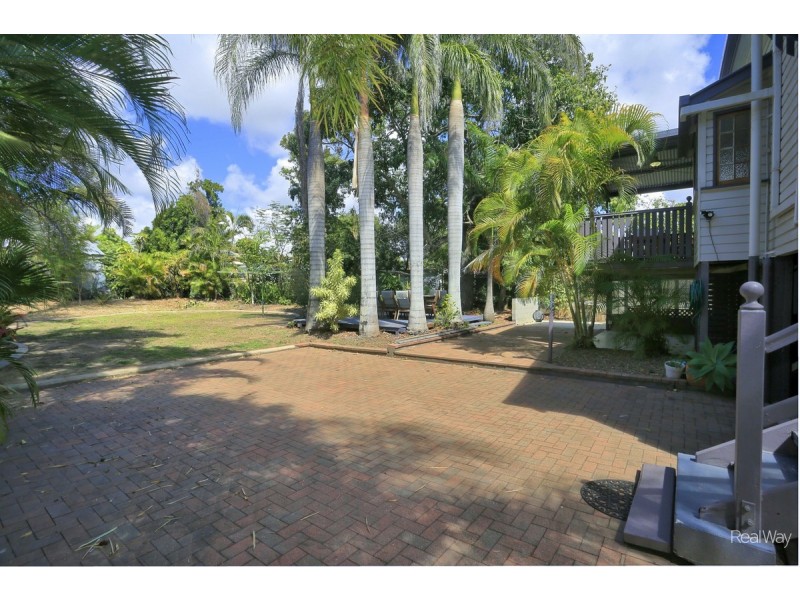 140 Walker Street, Svensson Heights QLD 4670