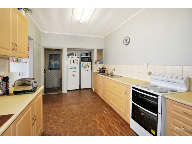 25 Greenwood Street, Kepnock QLD 4670