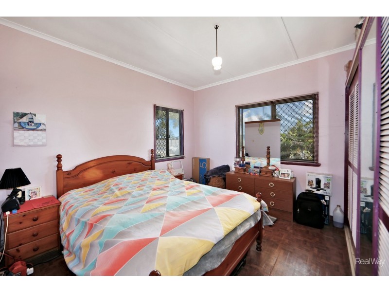 25 Greenwood Street, Kepnock QLD 4670