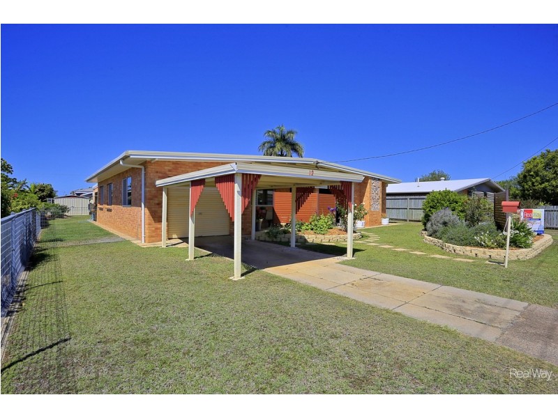 12 Peatey Street, Kepnock QLD 4670