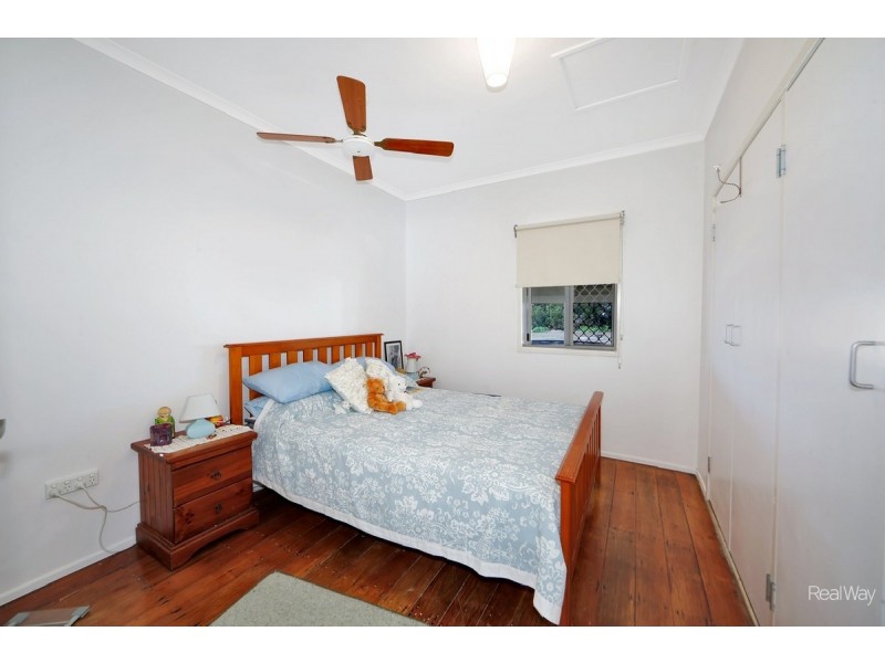 20 Harbour Esplanande, Burnett Heads QLD 4670