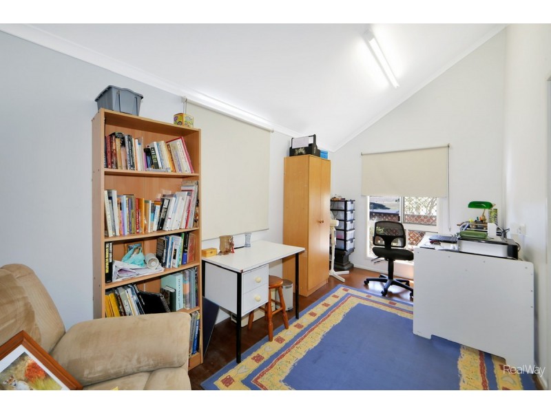 20 Harbour Esplanande, Burnett Heads QLD 4670