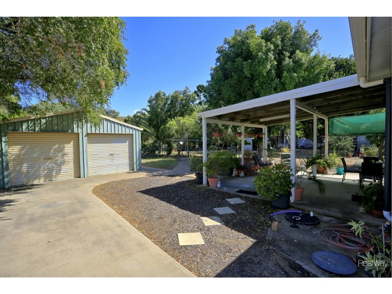 20 Harbour Esplanande, Burnett Heads QLD 4670