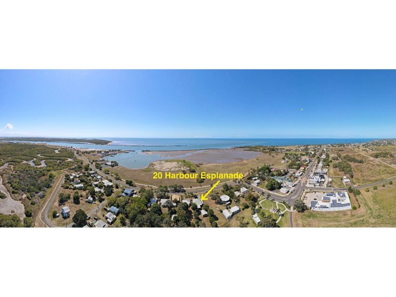 20 Harbour Esplanande, Burnett Heads QLD 4670