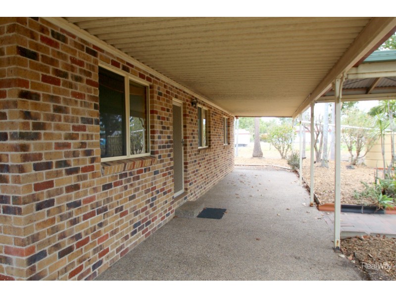 37 Pharlap Parade, Branyan QLD 4670