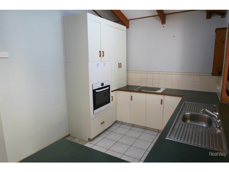 37 Pharlap Parade, Branyan QLD 4670