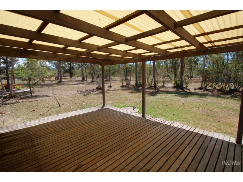 37 Pharlap Parade, Branyan QLD 4670