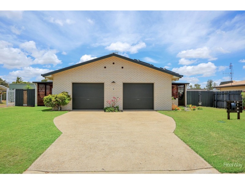 9 Strathdee Avenue, Bundaberg South QLD 4670