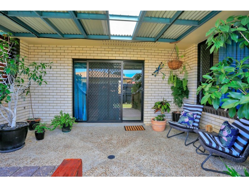 9 Strathdee Avenue, Bundaberg South QLD 4670