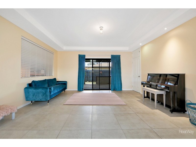 9 Strathdee Avenue, Bundaberg South QLD 4670