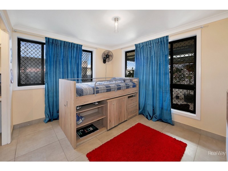 9 Strathdee Avenue, Bundaberg South QLD 4670