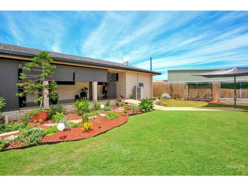 9 Strathdee Avenue, Bundaberg South QLD 4670