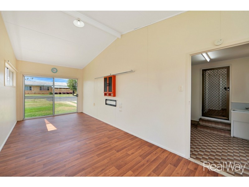 24 McVeigh Street, Kepnock QLD 4670