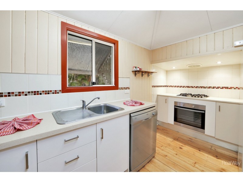 17 Kolan Street, Bundaberg North QLD 4670