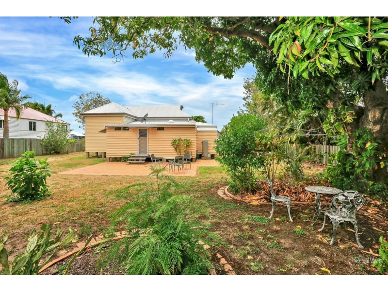 17 Kolan Street, Bundaberg North QLD 4670