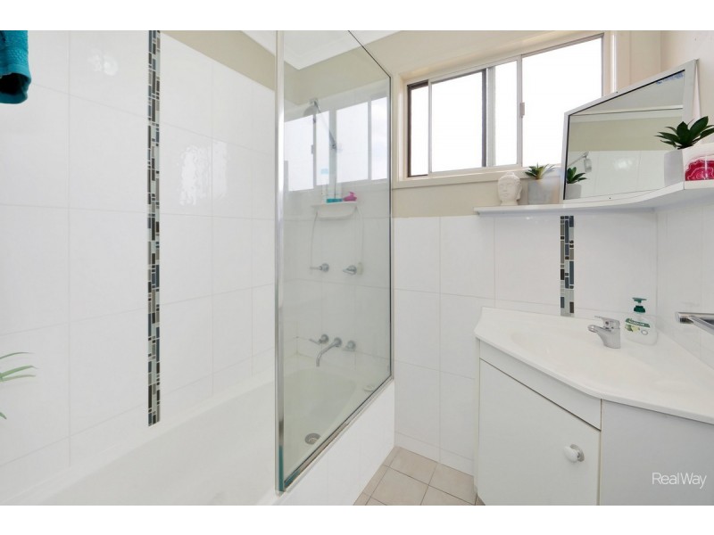 26 Houston Drive, Avoca QLD 4670