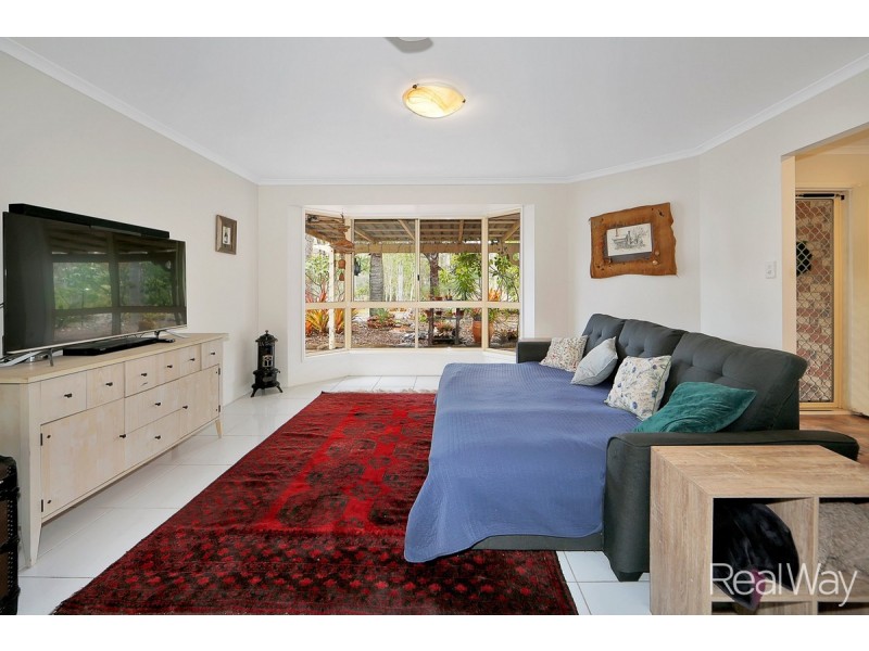 4 De Ville Court, South Bingera QLD 4670