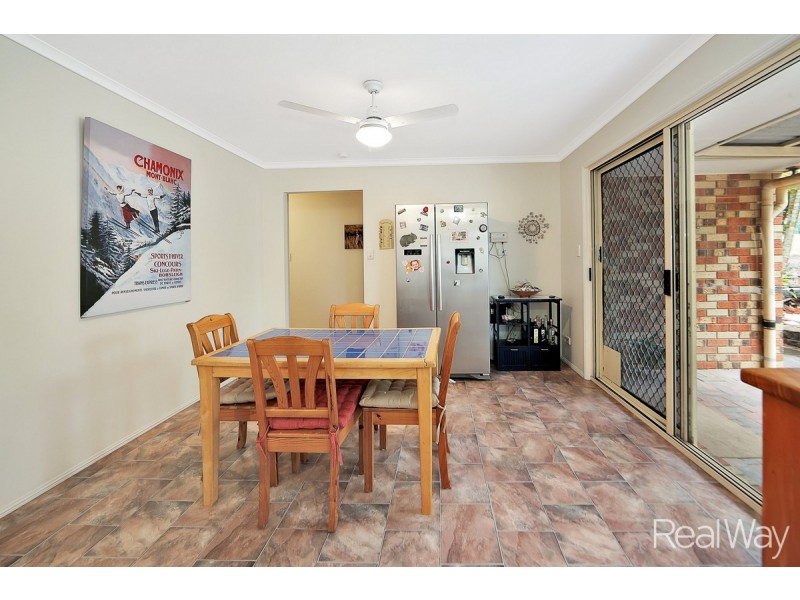 4 De Ville Court, South Bingera QLD 4670