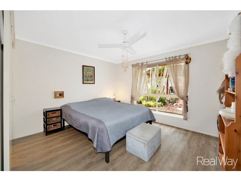 4 De Ville Court, South Bingera QLD 4670