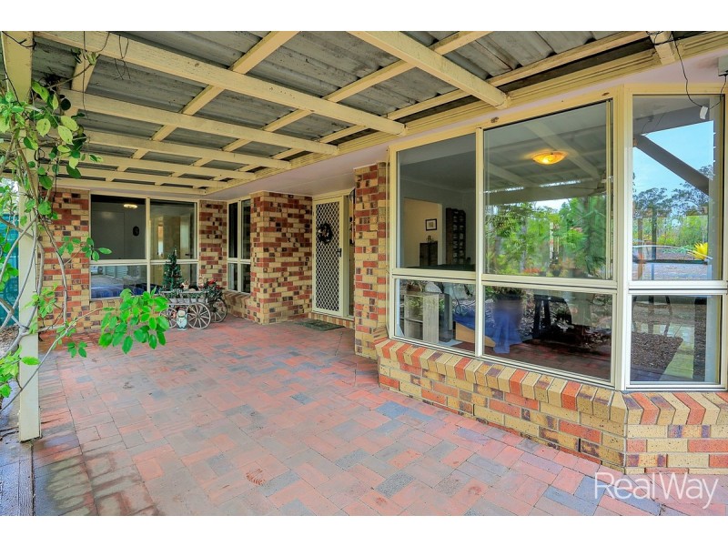 4 De Ville Court, South Bingera QLD 4670