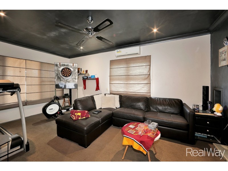 21 Moran Street, Svensson Heights QLD 4670