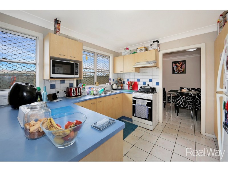 21 Moran Street, Svensson Heights QLD 4670