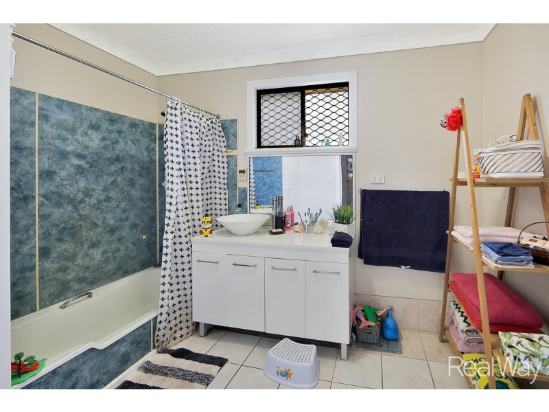 21 Moran Street, Svensson Heights QLD 4670