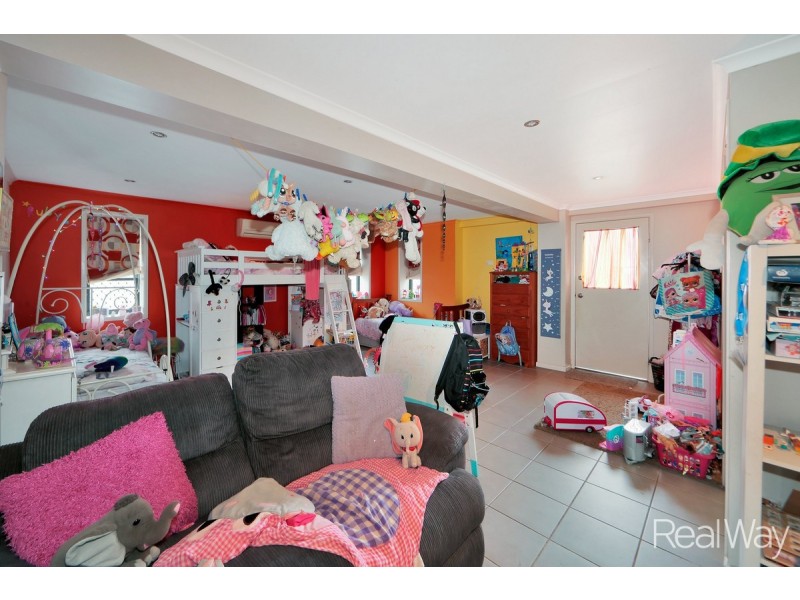 21 Moran Street, Svensson Heights QLD 4670