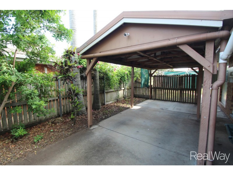 2 Bailey Street, Avenell Heights QLD 4670