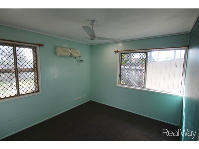 2 Bailey Street, Avenell Heights QLD 4670