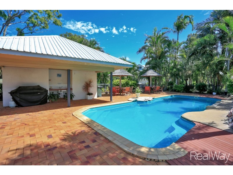 11/2 Sylvan Drive, Moore Park Beach QLD 4670