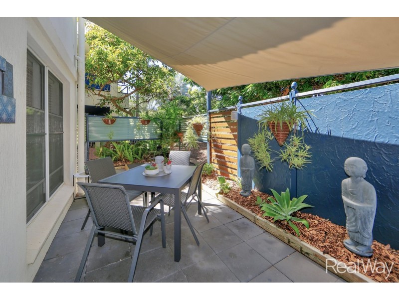 11/2 Sylvan Drive, Moore Park Beach QLD 4670