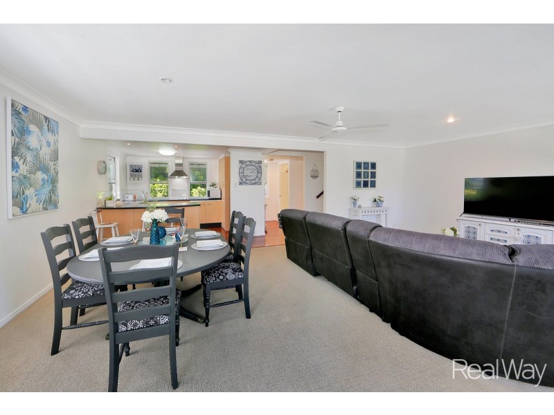 11/2 Sylvan Drive, Moore Park Beach QLD 4670
