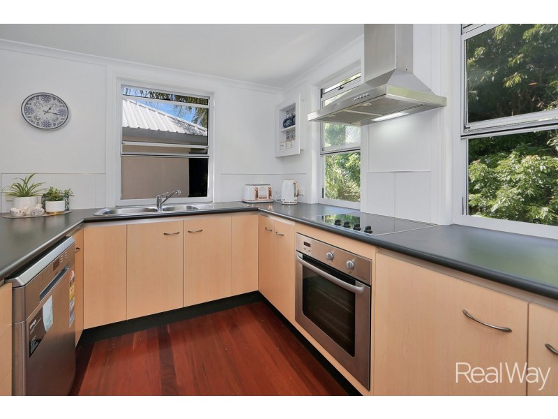 11/2 Sylvan Drive, Moore Park Beach QLD 4670