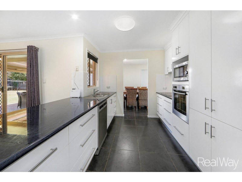 24 The Strand West, Thabeban QLD 4670