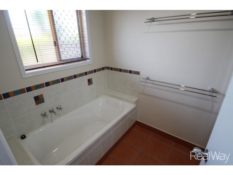 23 Glen Appin Drive, Avoca QLD 4670